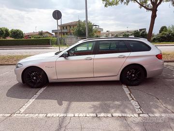 BMW f11,520 D,2013
