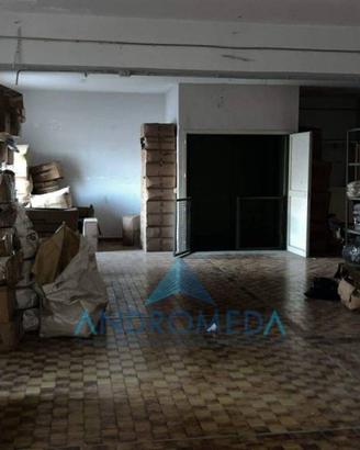 Immobile di 200 m² a Arzano