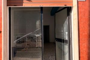 Barcellona P.G. - Locale commerciale piazza Alfano