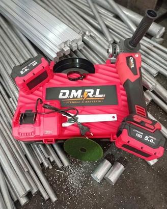 Smerigliatrice angolare a batteria  flessibile 