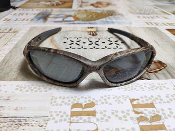 Occhiali da sole polarizzati mimetici