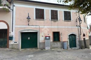 CASA SEMINDIPENDENTE A SAN CIPRIANO PICENTINO