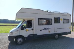 Camper Mixar 180