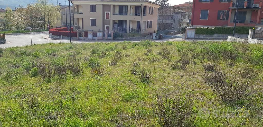 Terreno di 600 m² a Varano de' Melegari - Vista 3