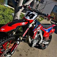 Honda crf 250 moto cross