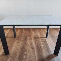 Tavolo  allungabile in ceramica. ALTACOM 