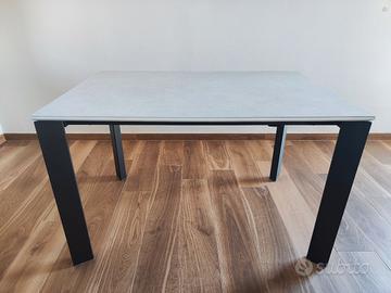 Tavolo  allungabile in ceramica. ALTACOM 