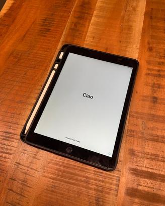 iPad 7 Wifi 32GB + Apple Pencil 1st Gen come nuovi