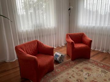 DUE POLTRONCINE LE PICCOLE TENTAZIONI CASSINA