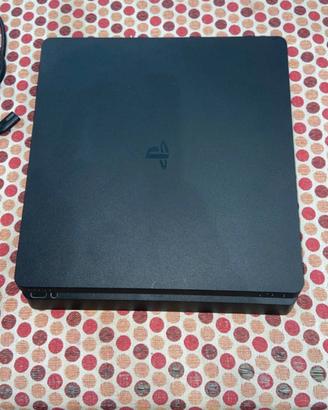 PS4 Slim 1TB + controller + cavi, ottime condizion