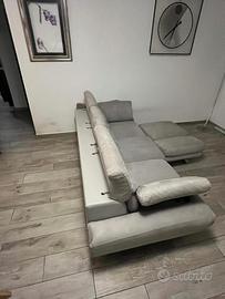 Poltronesofà divano in alcantara colore grigio