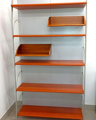 Libreria in legno e alluminio