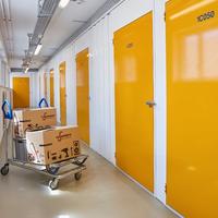 Box deposito magazzino per mobili e scatoloni