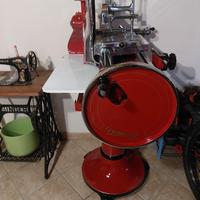 Affettatrice a volano ironweed