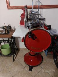 Affettatrice a volano ironweed