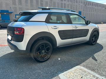 Citroen C4 Cactus BlueHDi 100 S&S Shine Edition