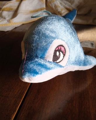 peluche delfino