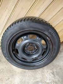 Gomme 4stagioni Kumho185/55 R15 complete di cerchi
