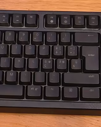 Tastiera Gaming Razer Ornata Chroma RGB - Layout U