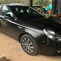 Auto alfa giulietta