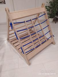 Triangolo di pikler montessori