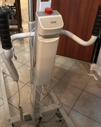 Sollevatore elettrico per anziani