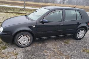 Volkswagen Golf 1.6 74 kw confortline