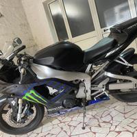 Moto YAMAHA YZF R1 2000