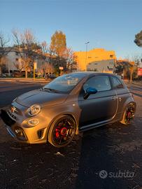 Abarth F595 1.4 T-Jet 165 cv