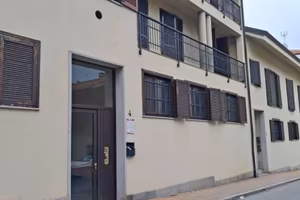 Immobile in asta di 151 m² con 3 locali e box auto