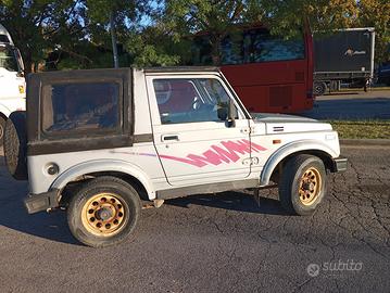 Suzuki samurai SJ413 4x4