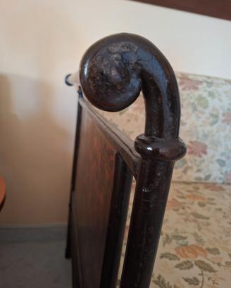 Divano letto in ferro battuto 
