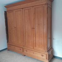 Armadio antico
