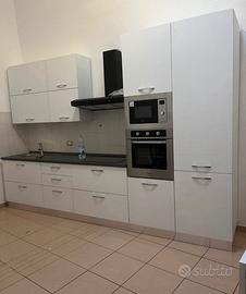 CUCINA 3.60m  + ELETTRODOMESTICI