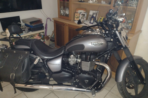 Triumph Speedmaster 900