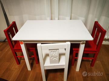 TAVOLO E 3 SEDIE  BIMBI