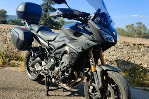 Yamaha mt 09 tracer del 2015