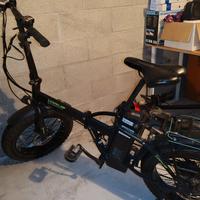  Bicicletta elettrica pieghevole ORUS E2500