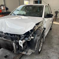 Skoda Fabia del 2015 per ricambi