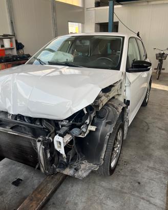 Skoda Fabia del 2015 per ricambi
