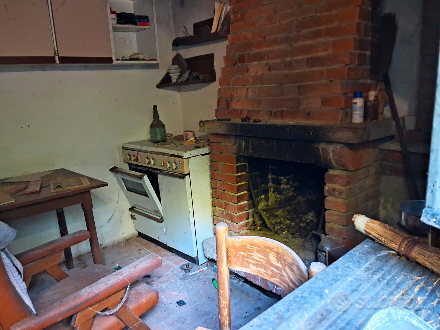 Terreno con capanno,pozzo e corrente-ruscello (ar) - Vista 4
