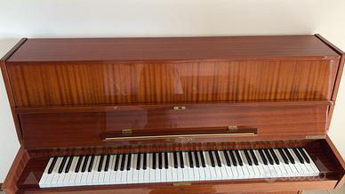 Pianoforte verticale