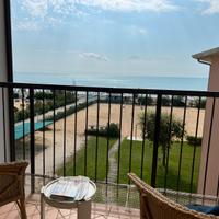 Appartamento 3 camere ristrutturato fronte mare