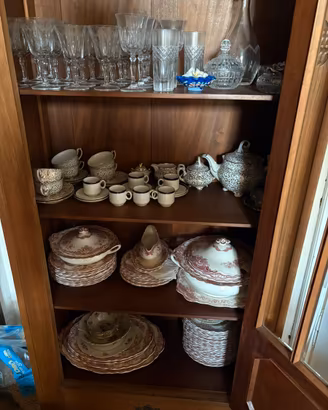 Set porcellane e cristalli