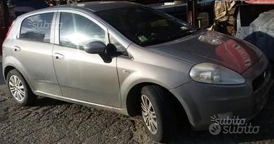 Ricambi usati fiat grande punto 1.3 90 cv