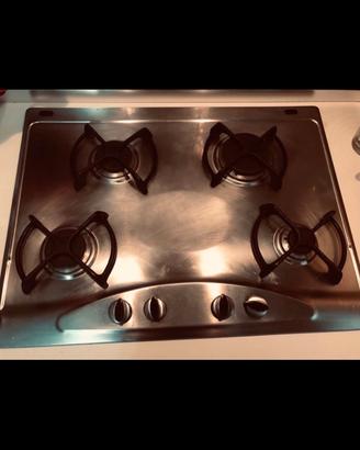 Piano fuochi cucina