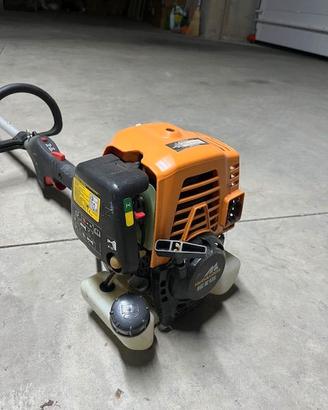 Decespugliatore a scoppio