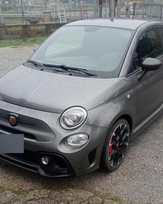 Abarth 595 competizione 