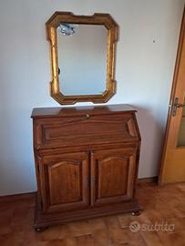 Scrittoio con ribaltina in legno 