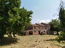 casa-colonica-da-ristrutturare-con-progetto-approv